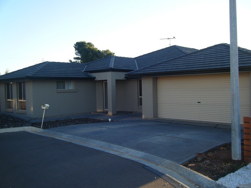 6 Challen Court, Evanston Park SA 5116