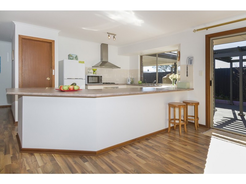 10 McKinlay Avenue, Gawler East SA 5118