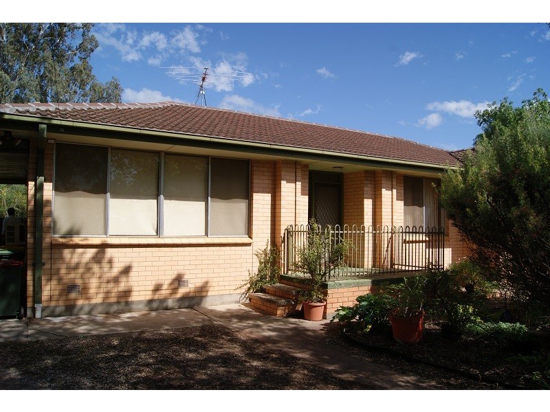 4 Milne Court, Evanston Park SA 5116