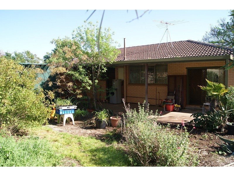 4 Milne Court, Evanston Park SA 5116