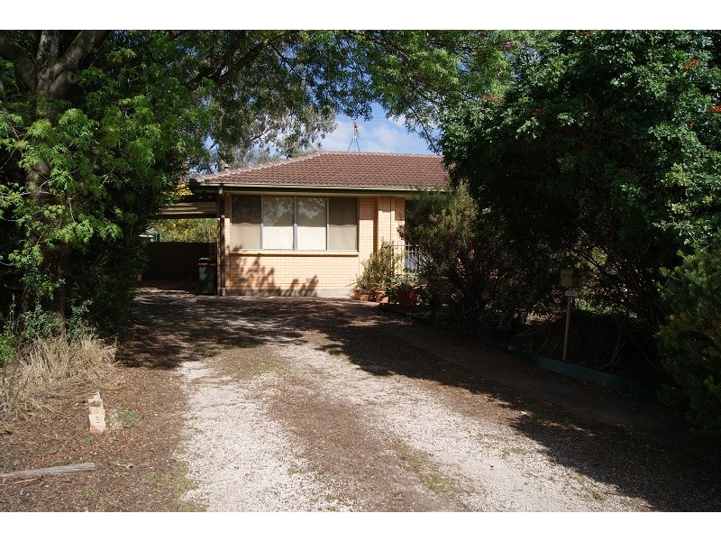 4 Milne Court, Evanston Park SA 5116