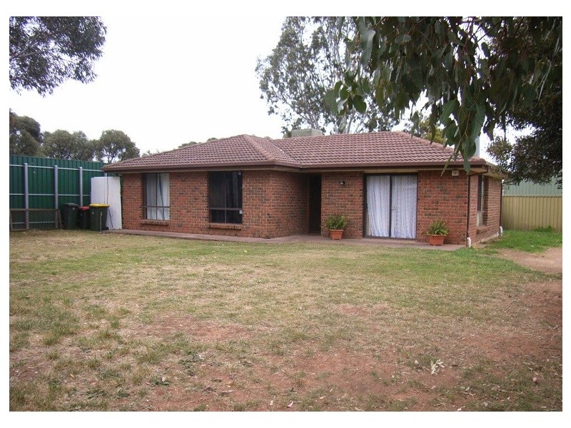 4 Symes  Court, Willaston SA 5118