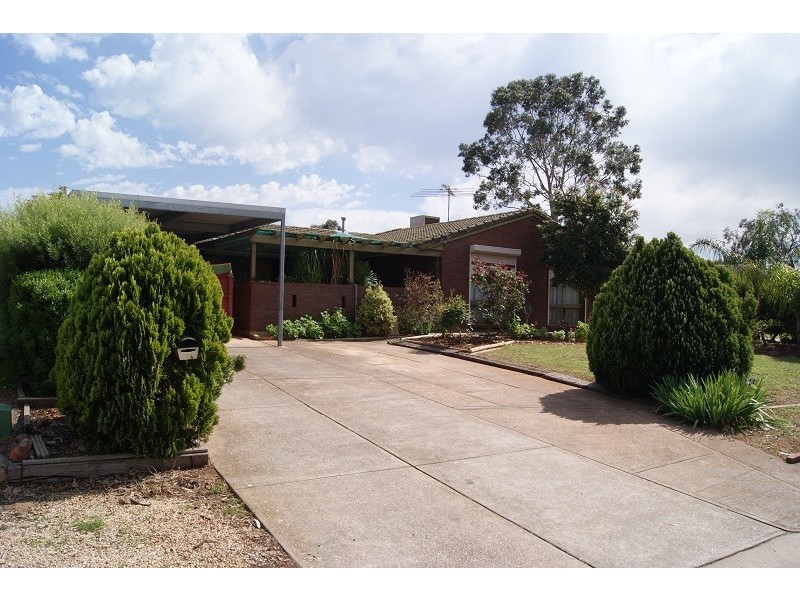 15 Grey Crescent, Evanston Gardens SA 5116