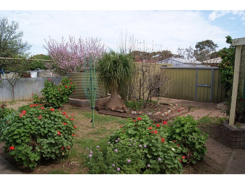 15 Grey Crescent, Evanston Gardens SA 5116