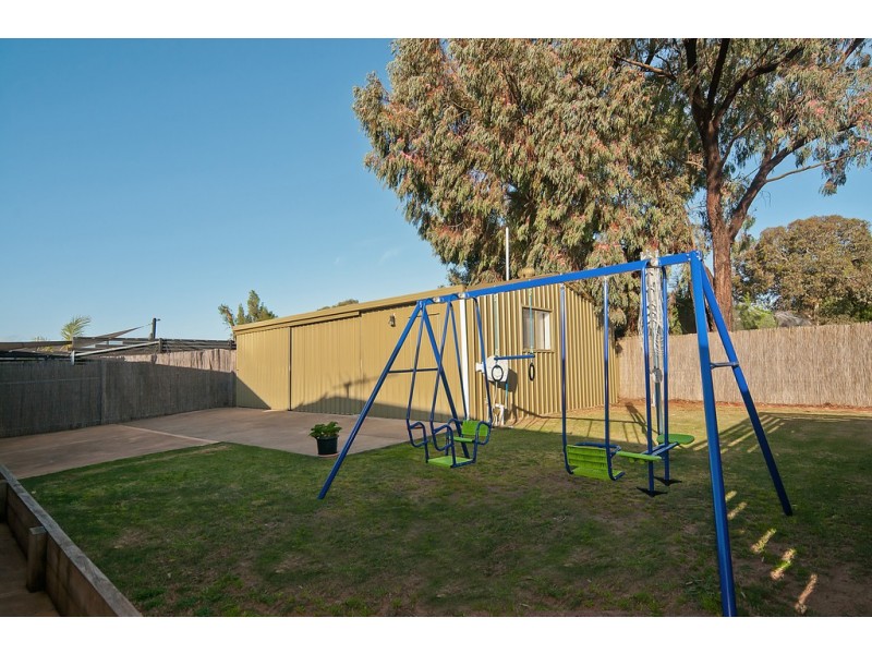 39 Sunnyside Drive, Evanston Park SA 5116