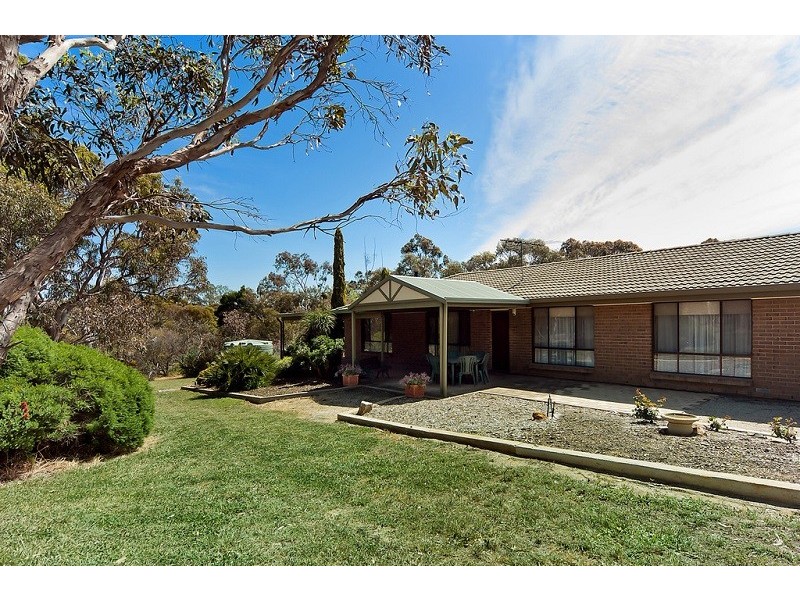 6 Pink Gum Drive, Cockatoo Valley SA 5351