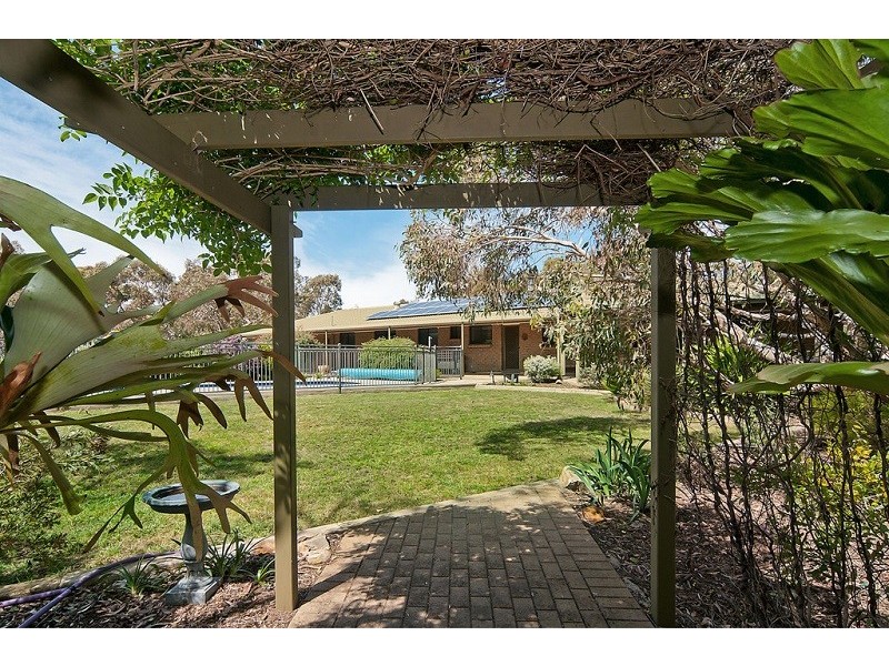 6 Pink Gum Drive, Cockatoo Valley SA 5351
