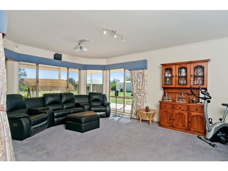 4 Kerr Road, Gawler Belt SA 5118