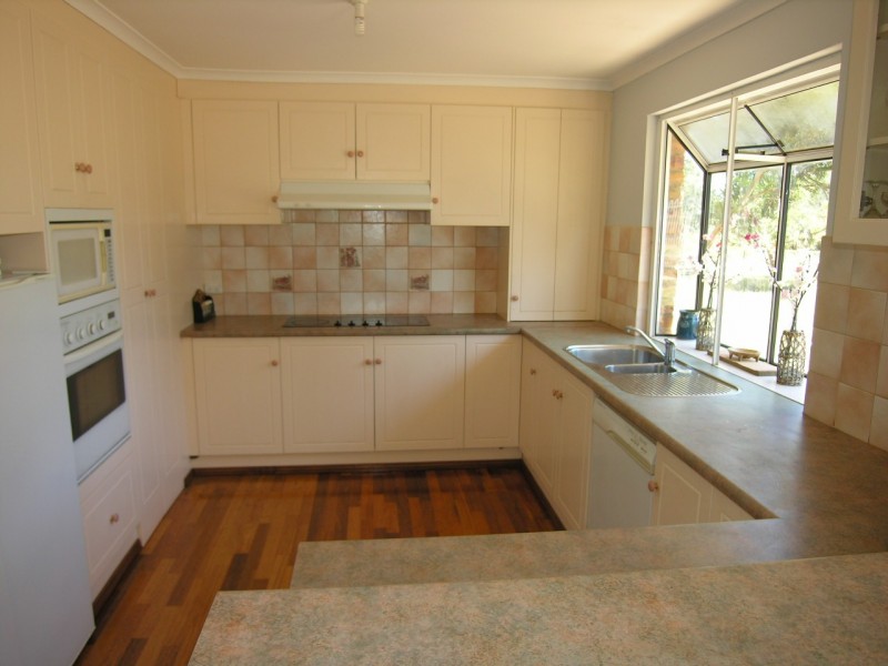 22 Blue Gum Court, Cockatoo Valley SA 5351