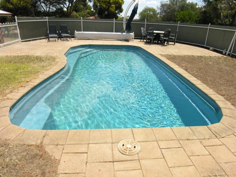 22 Blue Gum Court, Cockatoo Valley SA 5351