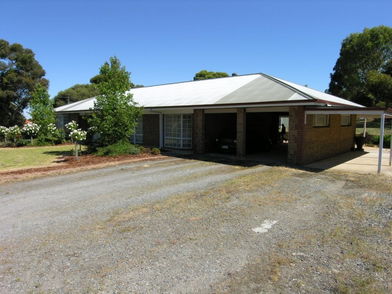 22 Blue Gum Court, Cockatoo Valley SA 5351