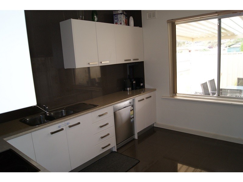 6 Barker Street, Willaston SA 5118