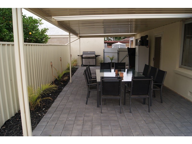 6 Barker Street, Willaston SA 5118