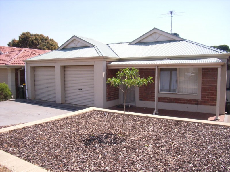 4 Potts Road, Evanston Park SA 5116