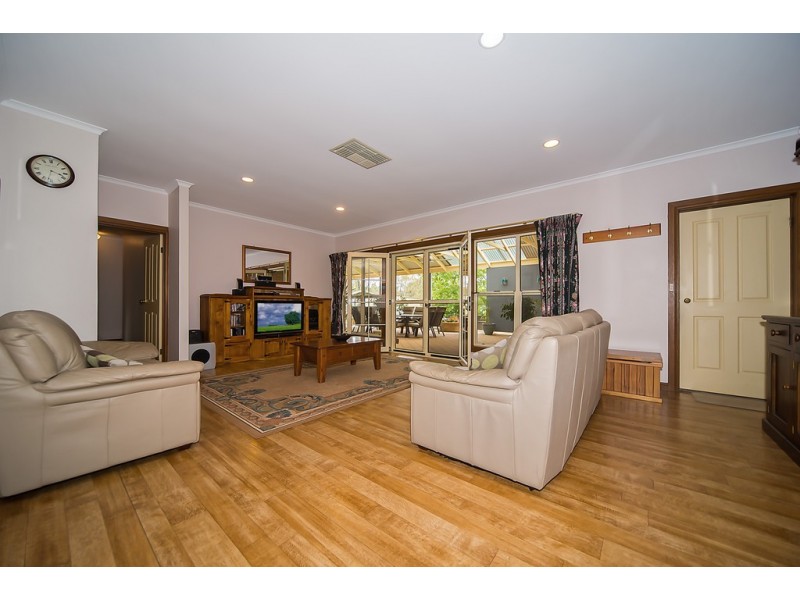 11 Freeman Court, Gawler East SA 5118