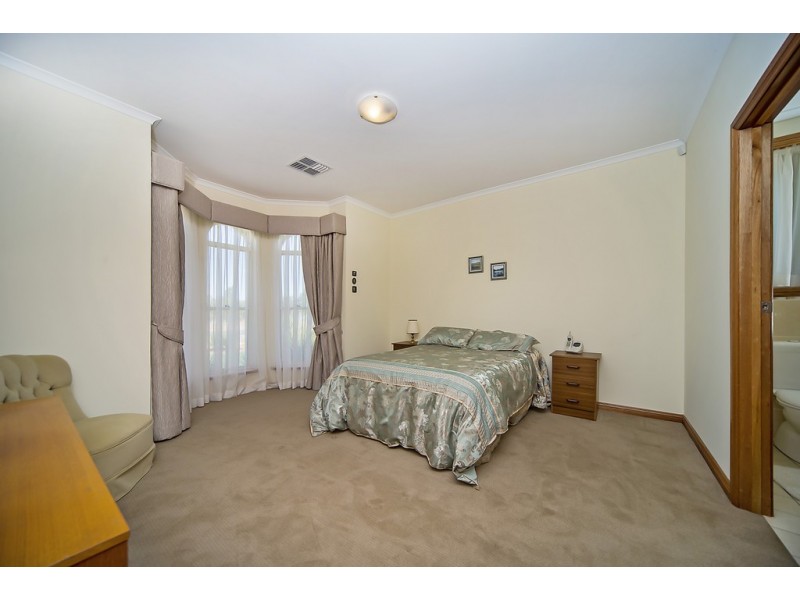 40 Murray Road, Willaston SA 5118