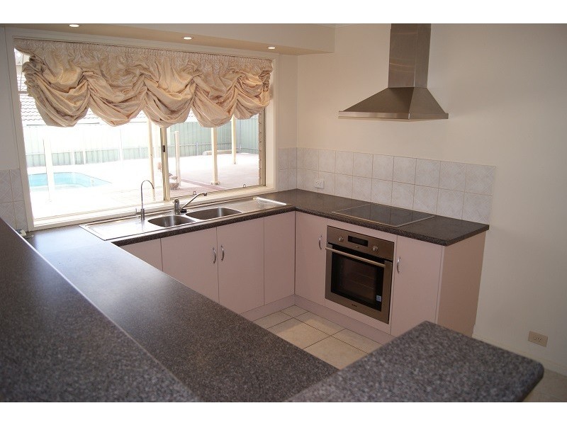 19 Goldfinch Way, Hewett SA 5118