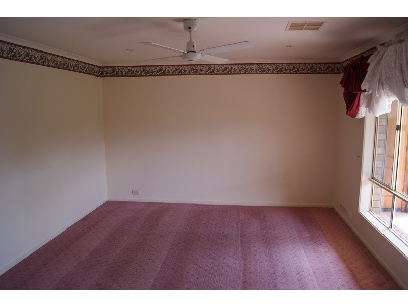 19 Goldfinch Way, Hewett SA 5118