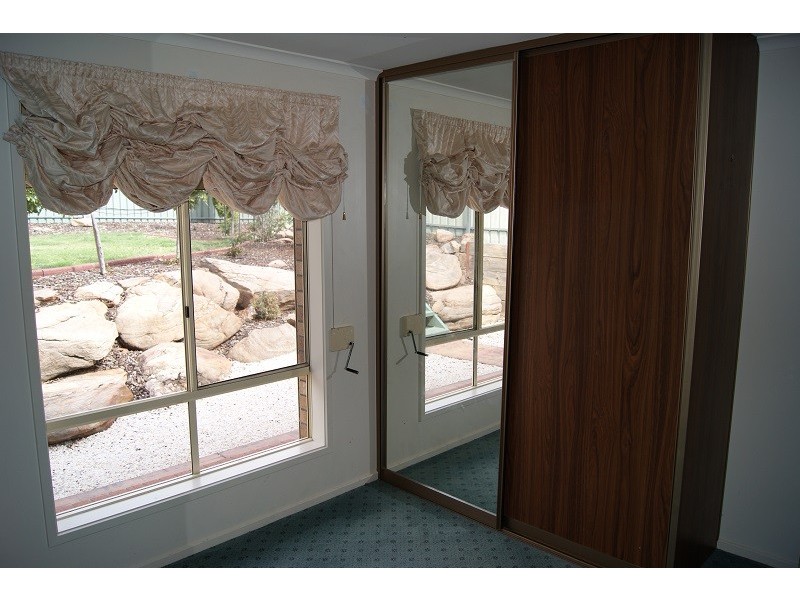 19 Goldfinch Way, Hewett SA 5118