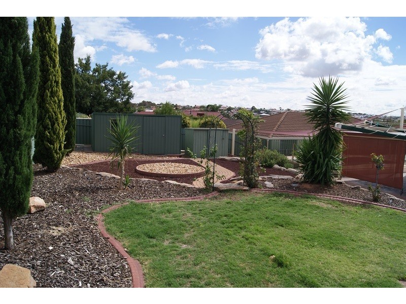 19 Goldfinch Way, Hewett SA 5118