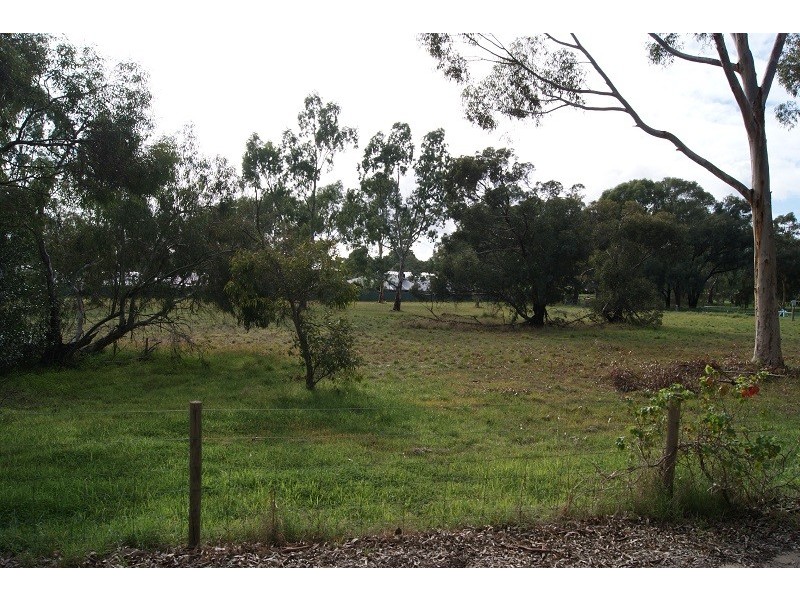 Lt 71,72,73,74 Frederick Street, Lyndoch SA 5351