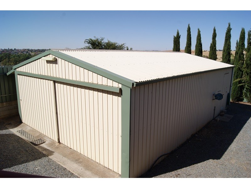 24 Oaklands Circuit, Hewett SA 5118
