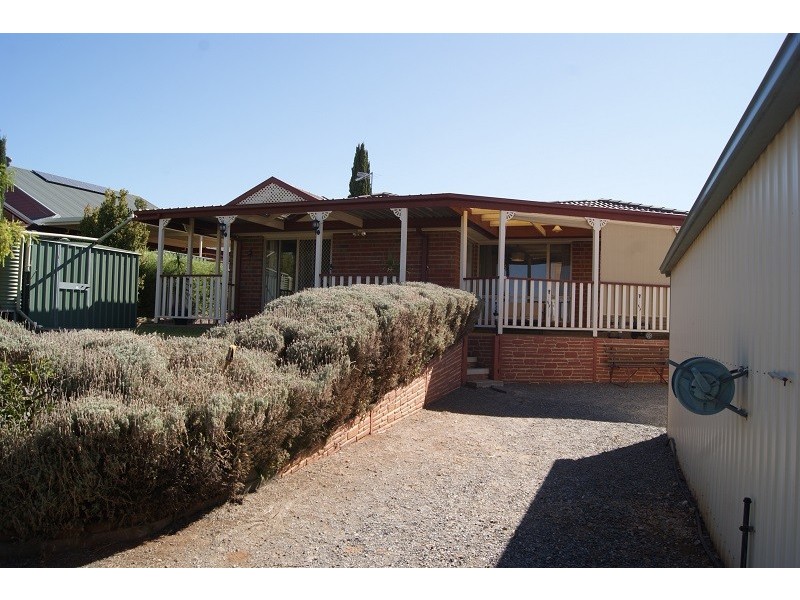 24 Oaklands Circuit, Hewett SA 5118