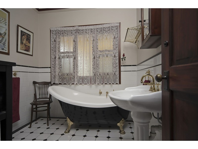 8 Hillier Road, Evanston SA 5116