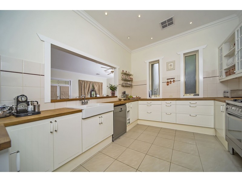 12 Burrows Street, Willaston SA 5118