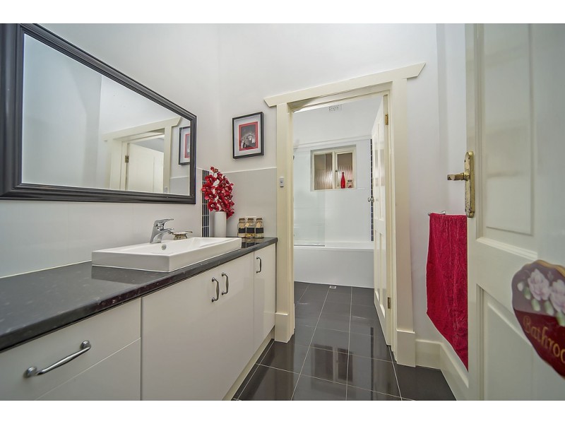 12 Burrows Street, Willaston SA 5118