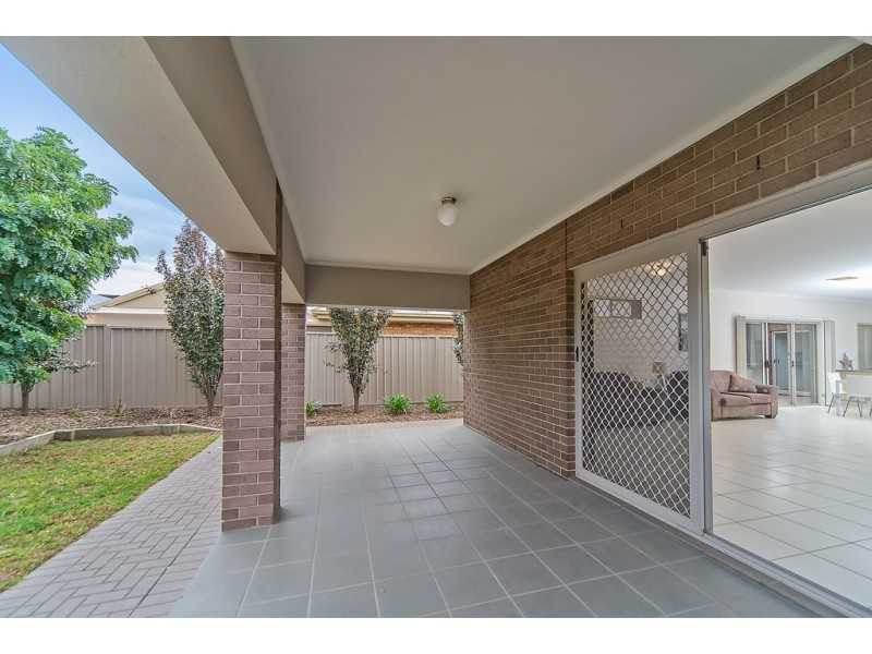 25 Colville Drive, Willaston SA 5118