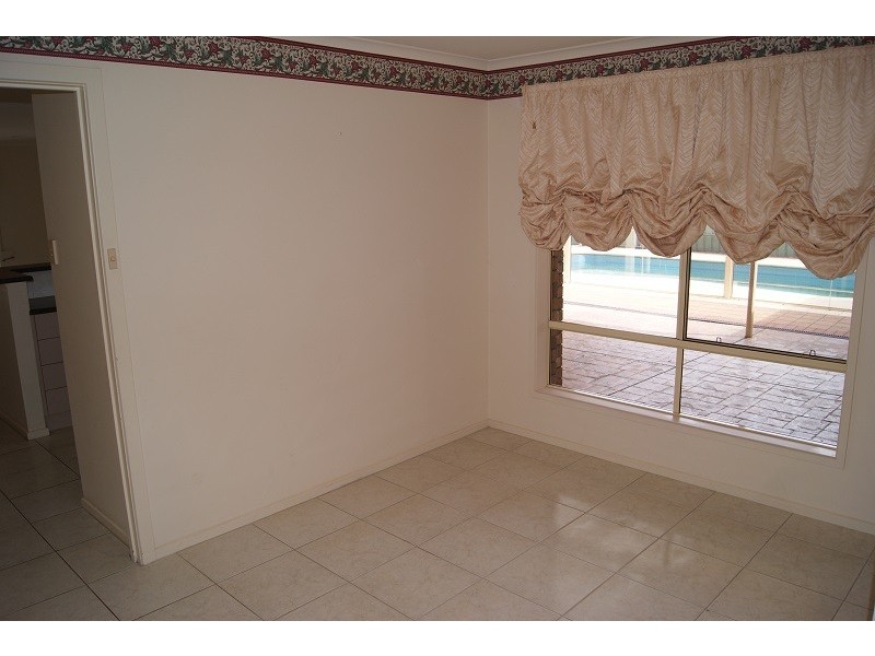19 Goldfinch Way, Hewett SA 5118