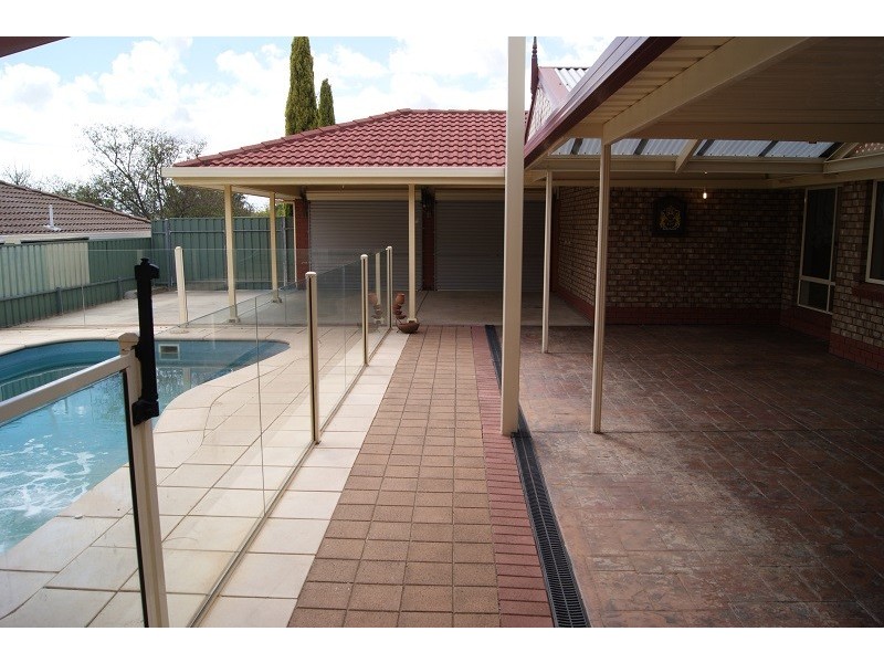 19 Goldfinch Way, Hewett SA 5118