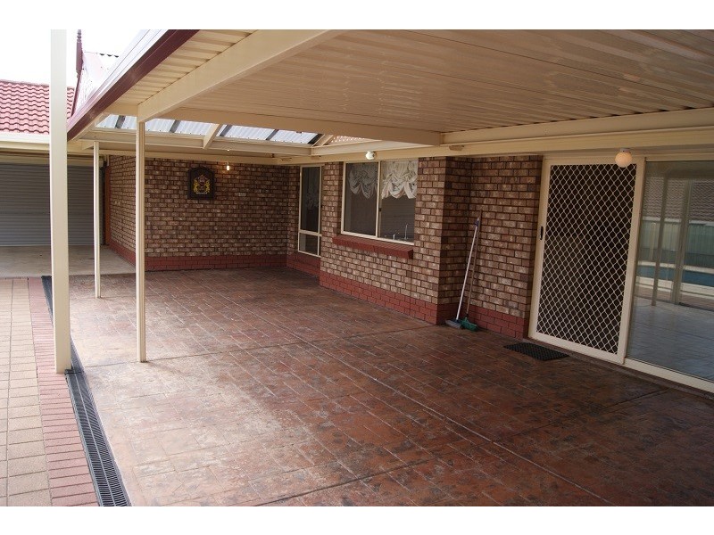 19 Goldfinch Way, Hewett SA 5118