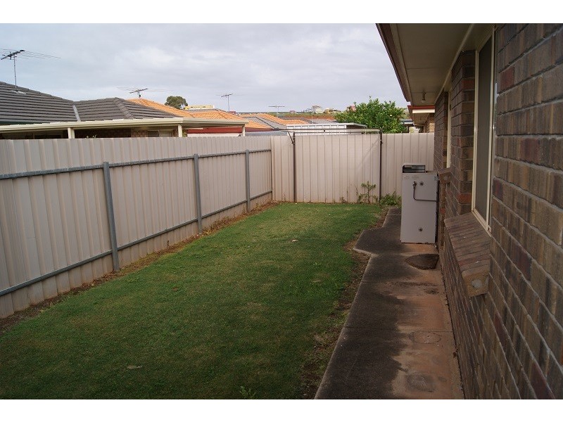 Unit 2/8 Jarvis Street, Willaston SA 5118