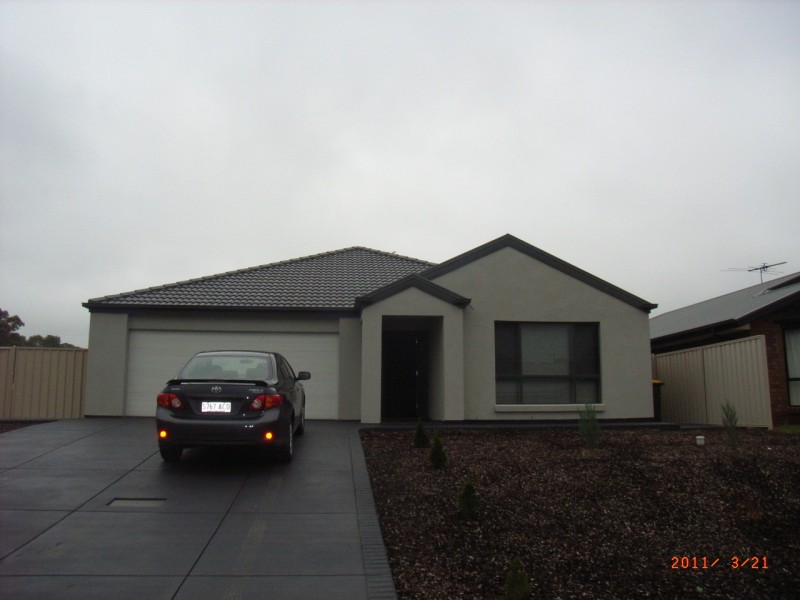 24 Ian Ross Drive, Williamstown SA 5351