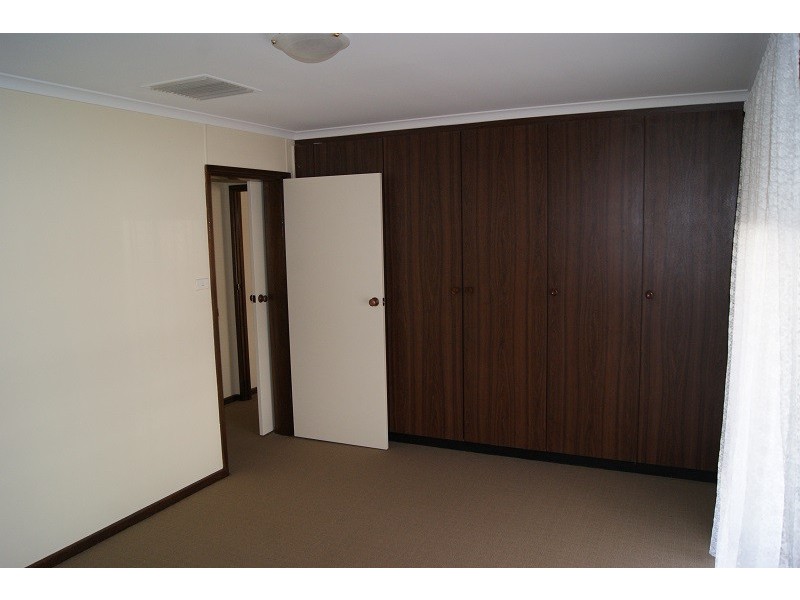 25 Farrow Road, Evanston SA 5116