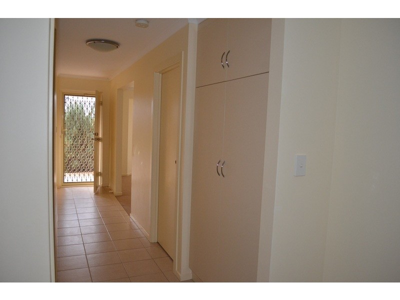 5 Oaklands Circuit, Hewett SA 5118