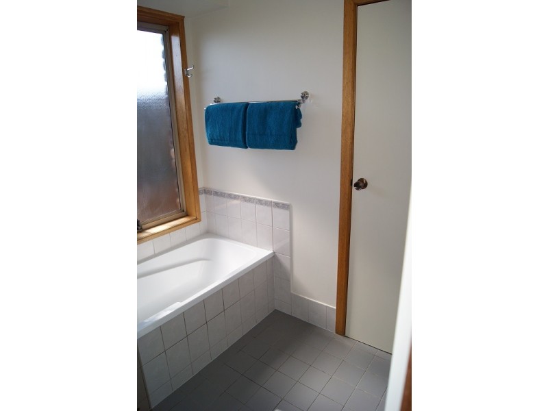 42 Causby Crescent, Willaston SA 5118