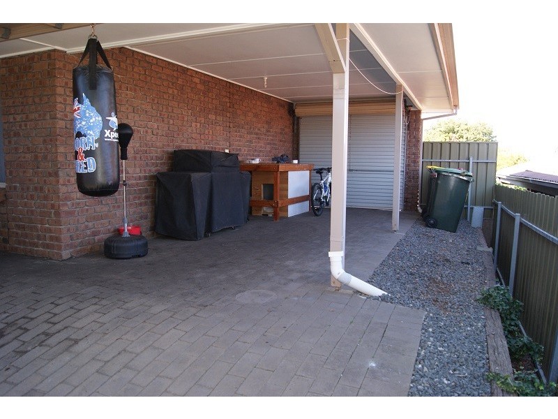 42 Causby Crescent, Willaston SA 5118