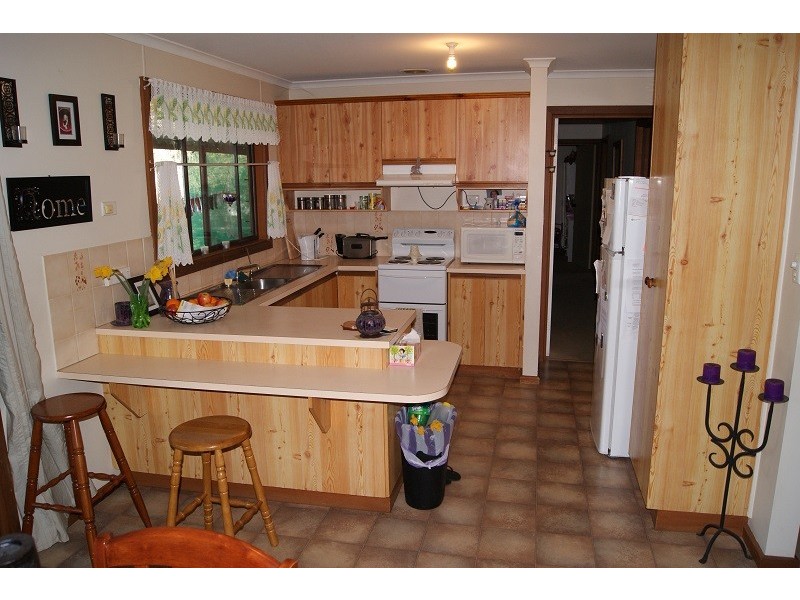 6 Queen Street, Roseworthy SA 5371