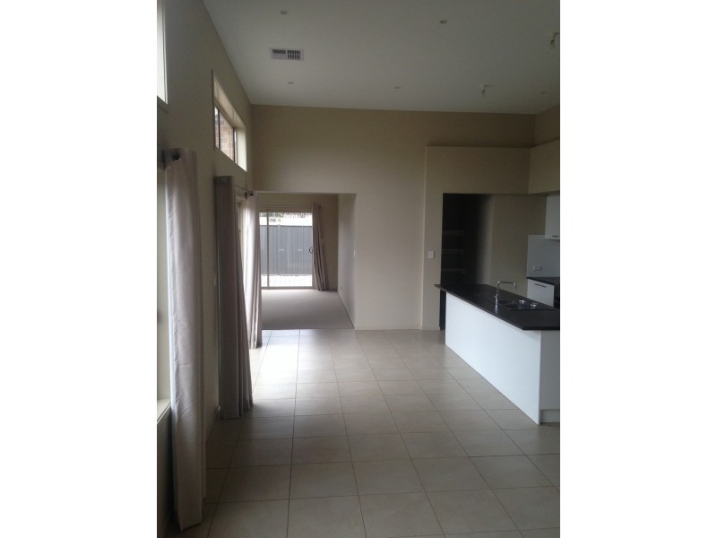 84 Hamilton Boulevard, Evanston Gardens SA 5116