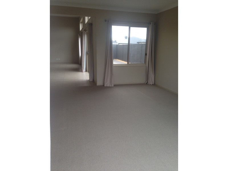 84 Hamilton Boulevard, Evanston Gardens SA 5116