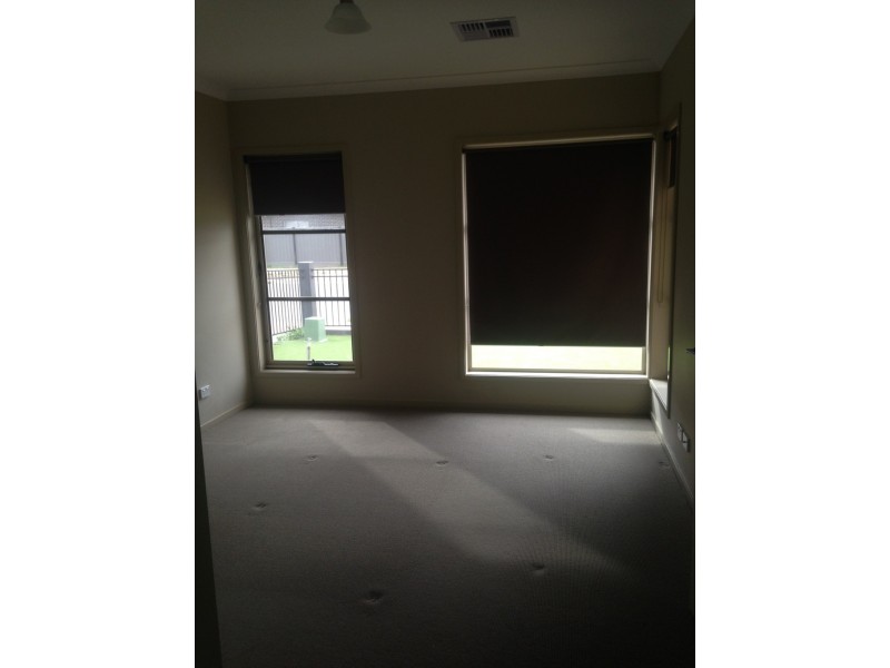 84 Hamilton Boulevard, Evanston Gardens SA 5116