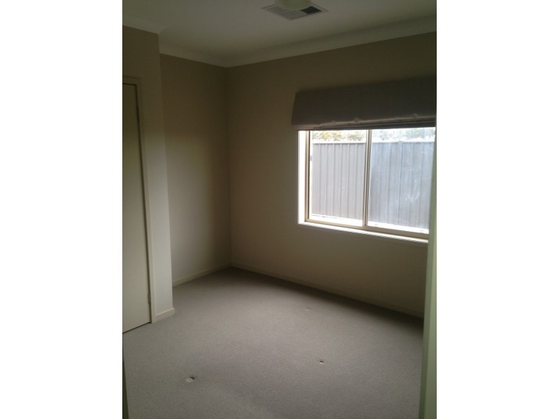 84 Hamilton Boulevard, Evanston Gardens SA 5116