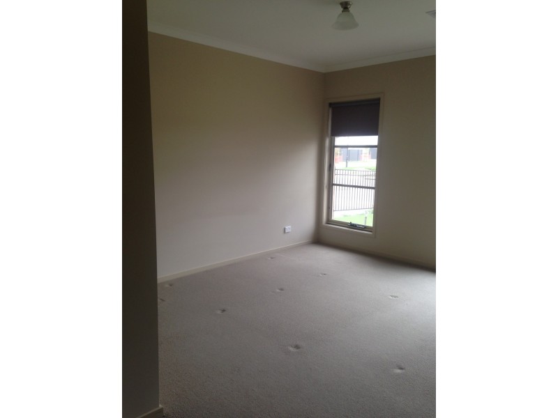 84 Hamilton Boulevard, Evanston Gardens SA 5116