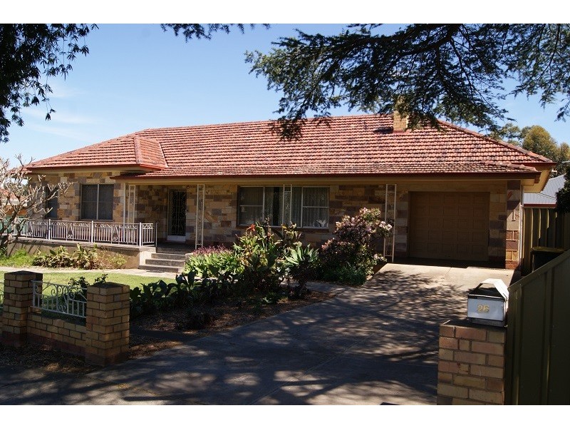26 Redbanks Road, Willaston SA 5118