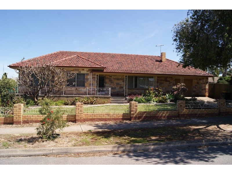 26 Redbanks Road, Willaston SA 5118