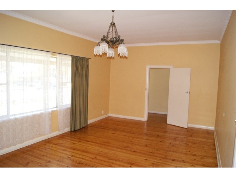 26 Redbanks Road, Willaston SA 5118