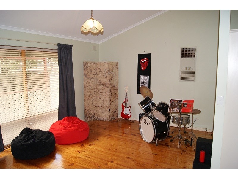 87 Lyndoch Road, Gawler East SA 5118